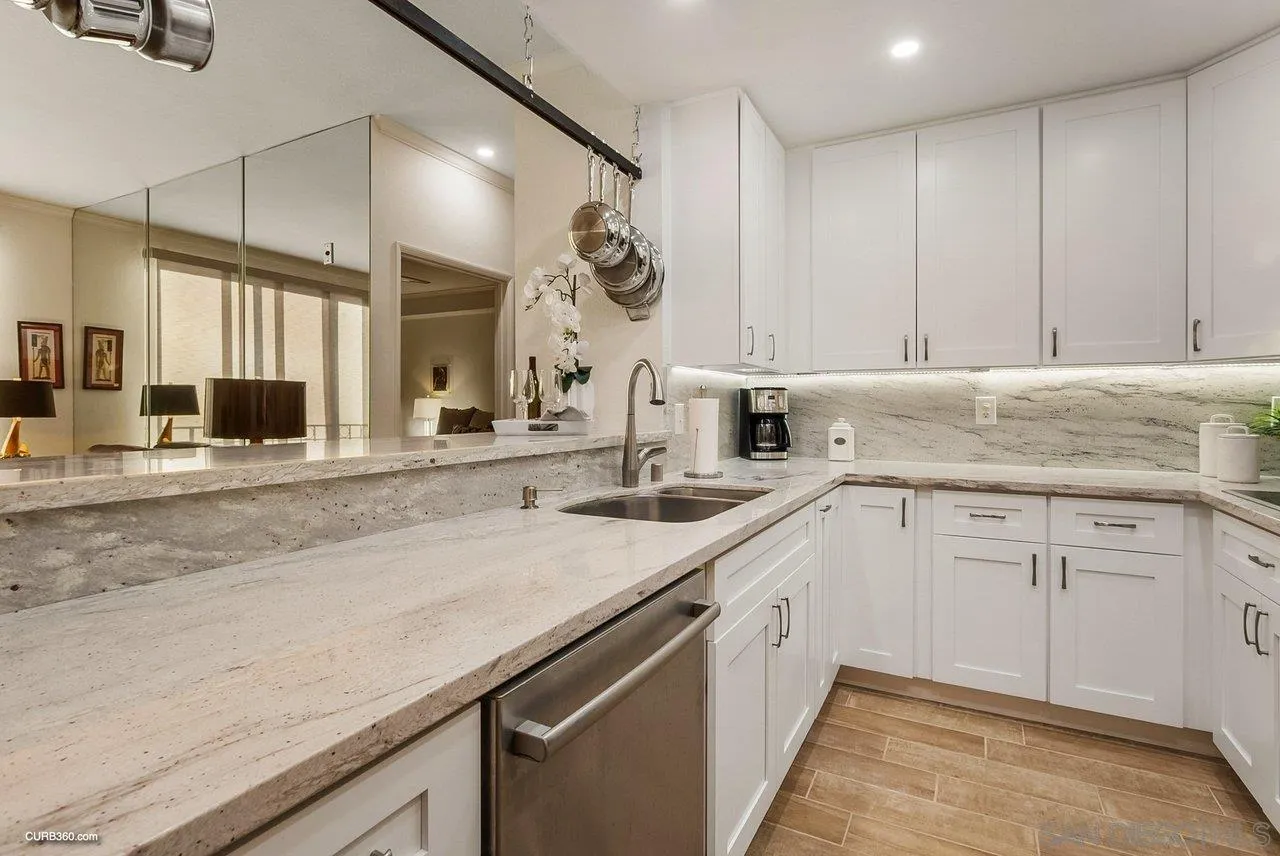 Photo #6: 240003173 Listing 