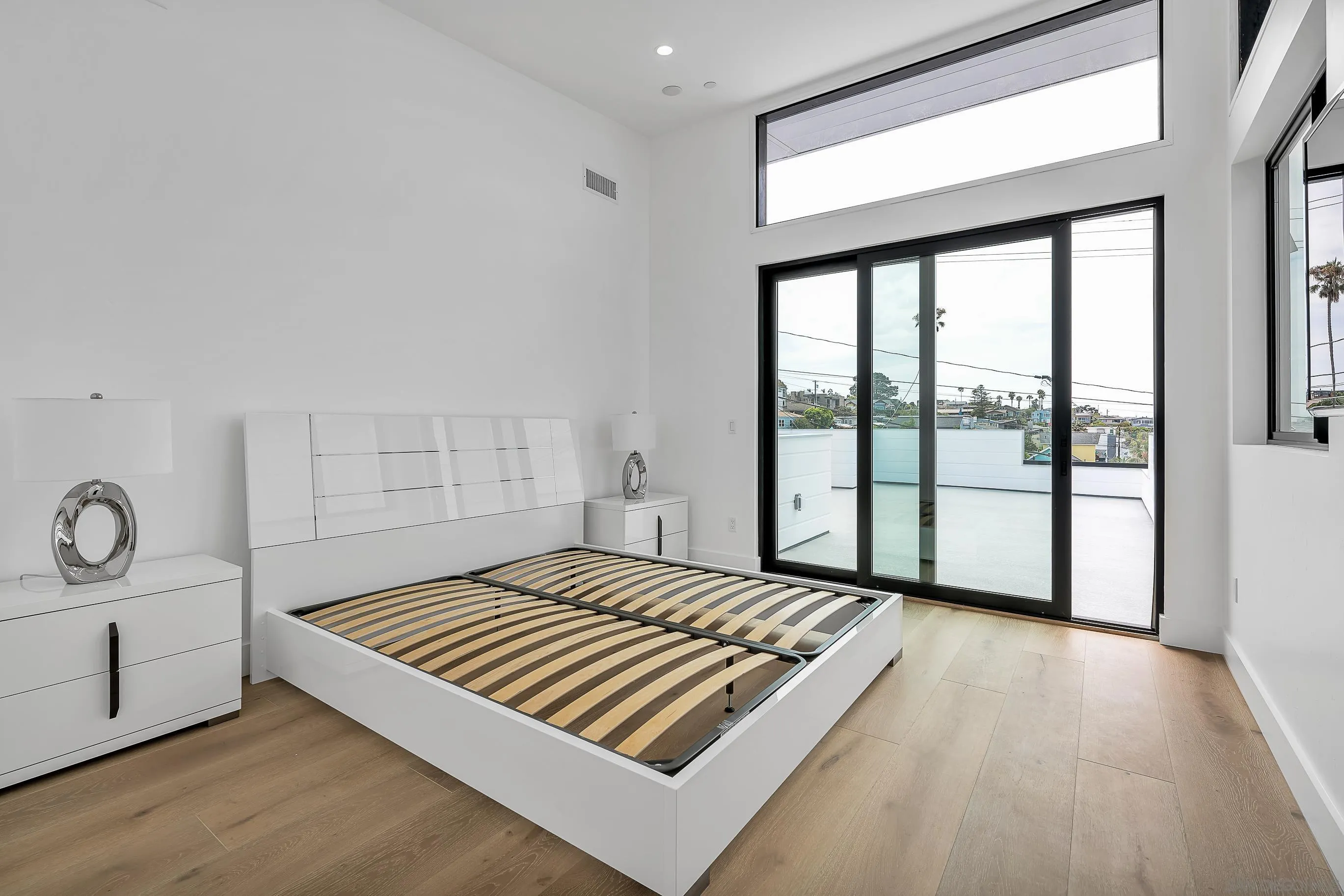 https://cdn.realtyfeed.com/cdn/127/240003250/3370439852764616b0eb6a5b76e372a9.webp