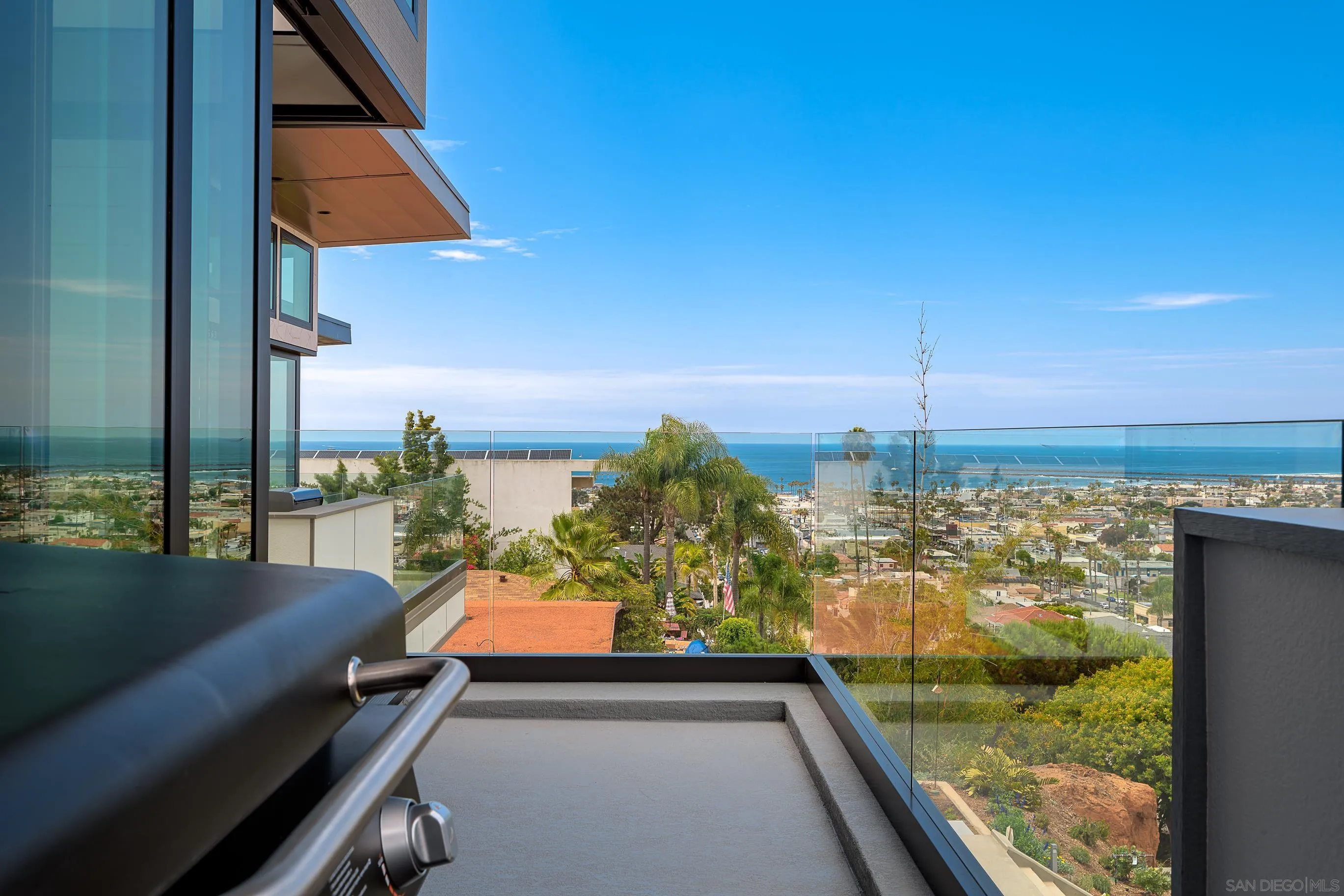 https://cdn.realtyfeed.com/cdn/127/240003250/a095e278863f655cc66825b9d705a587.webp