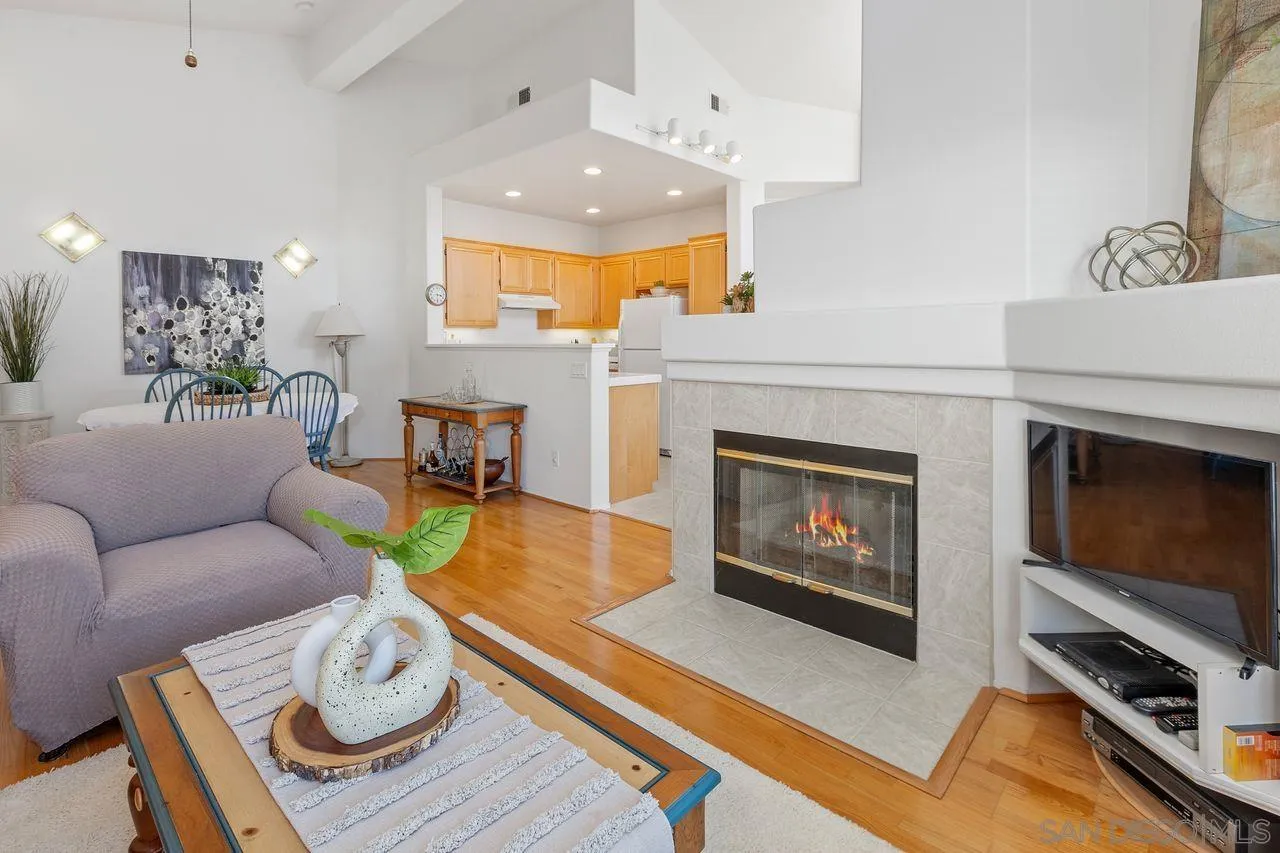 Photo #5: 240003264 Listing 