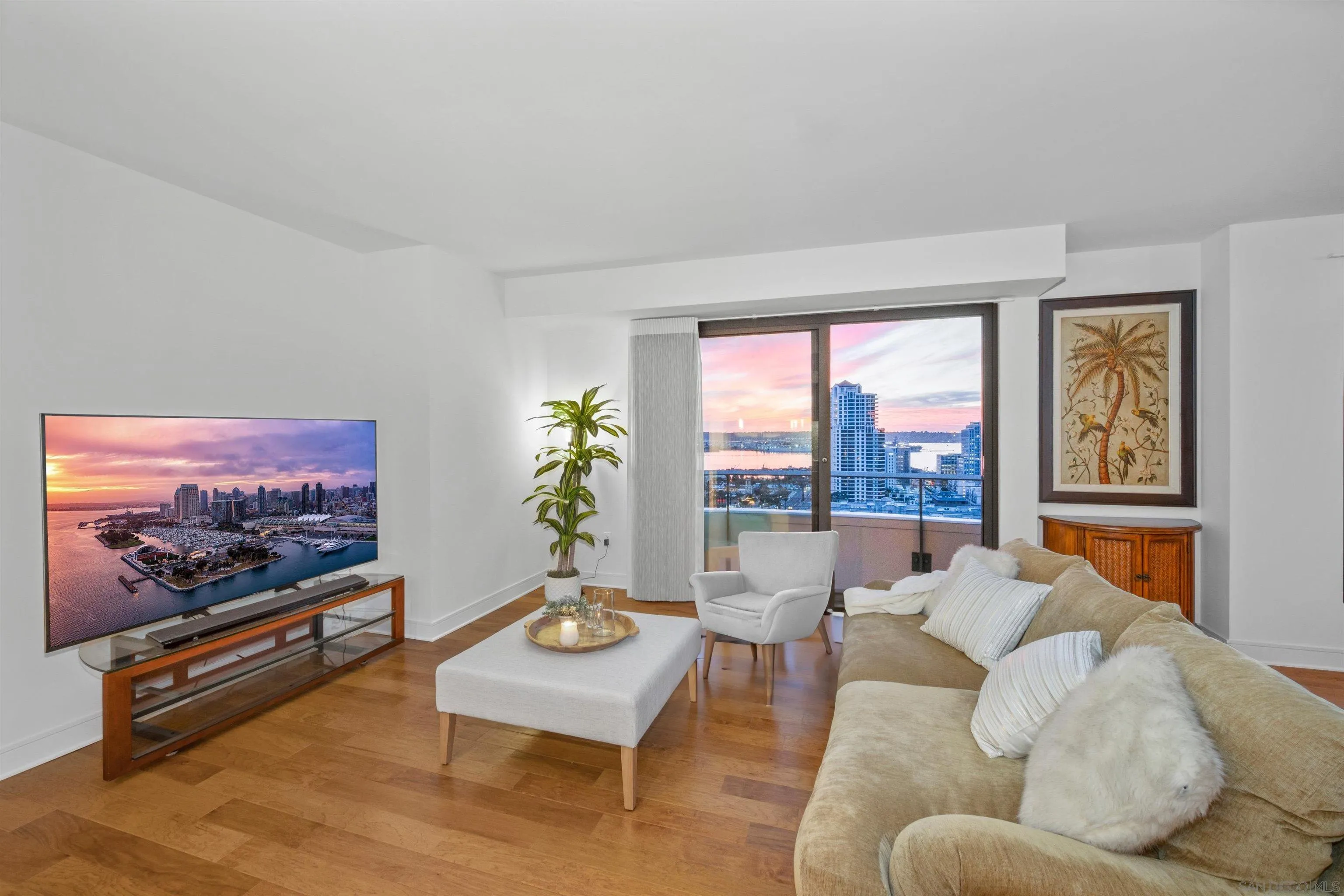 Photo #6: 240003312 Listing 