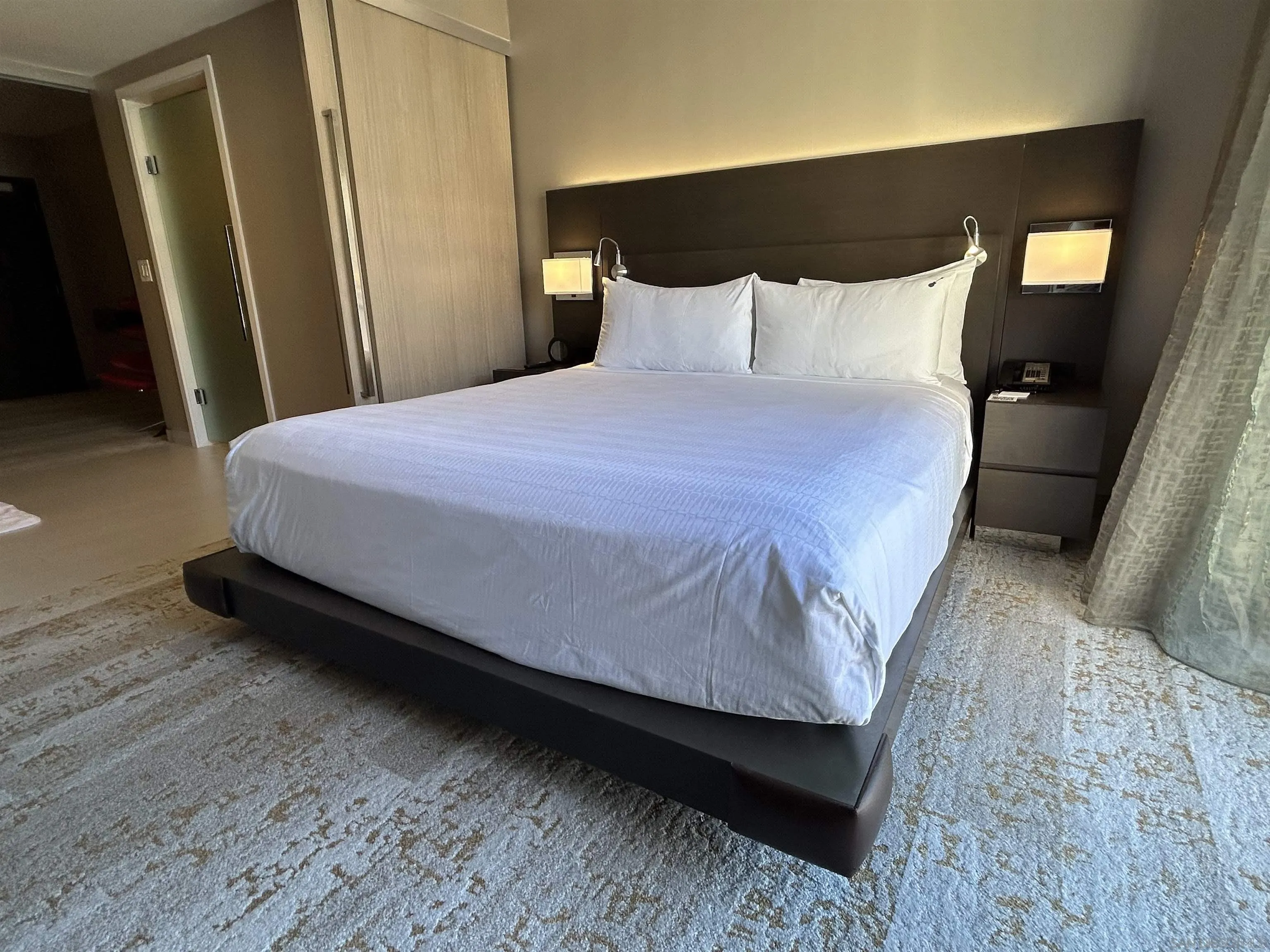 Photo #5: 240003401 Listing 