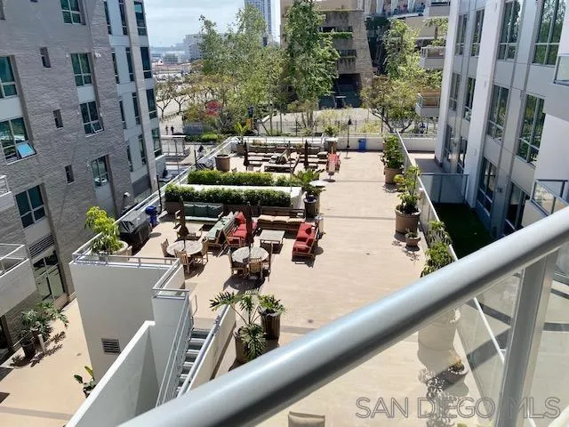 Photo #2: 240003425 Listing 