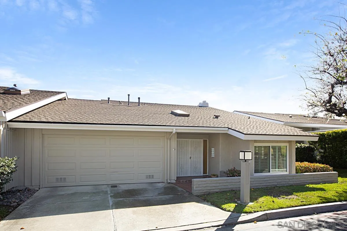 Photo #4: 240003537 Listing 