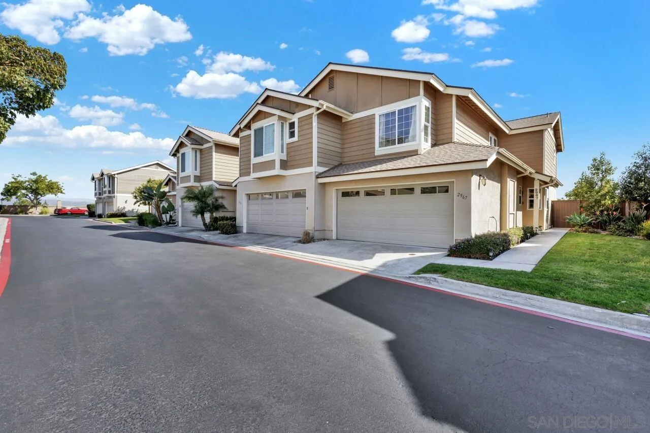Photo #2: 240003545 Listing 