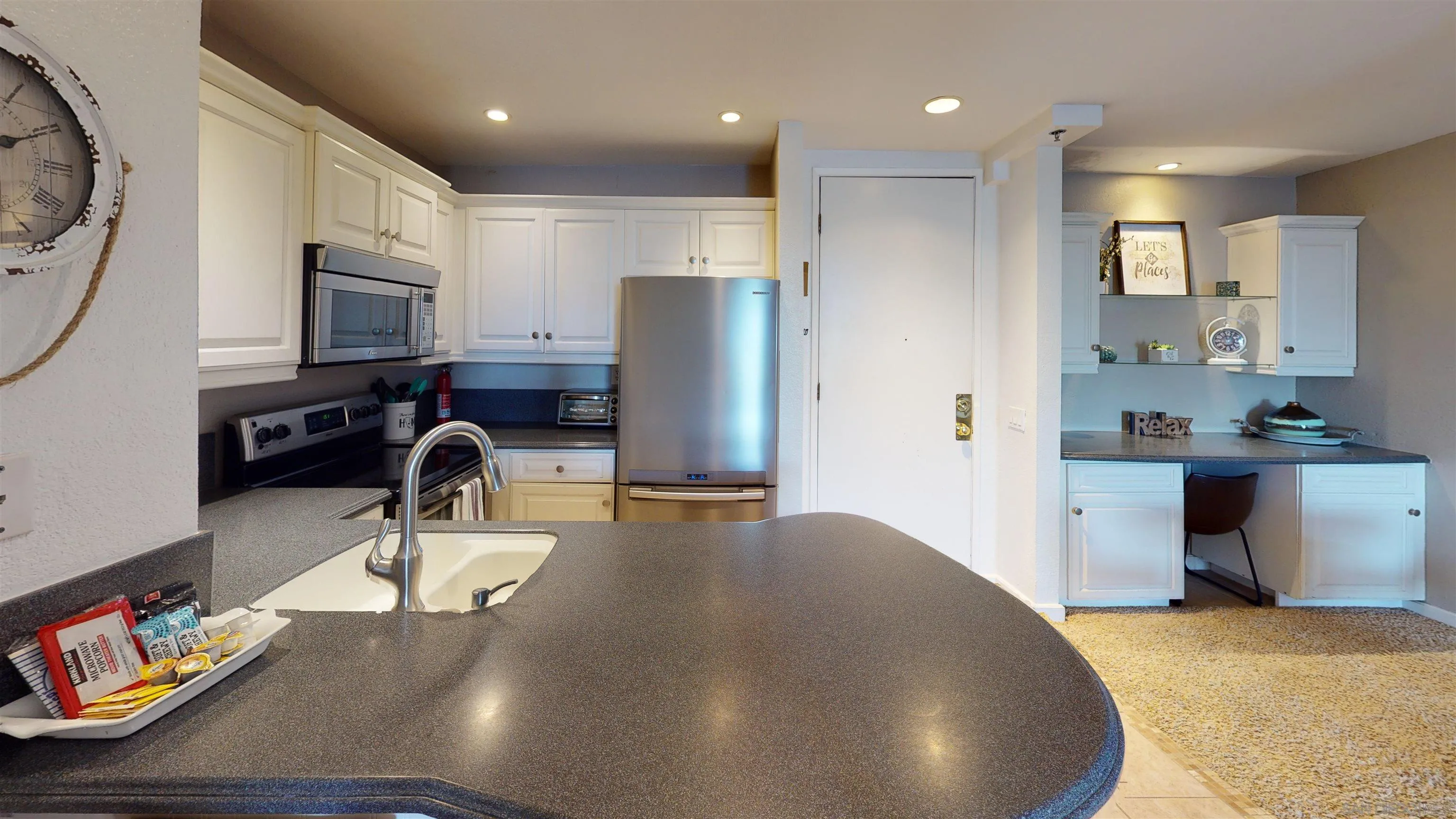 Photo #5: 240003623 Listing 