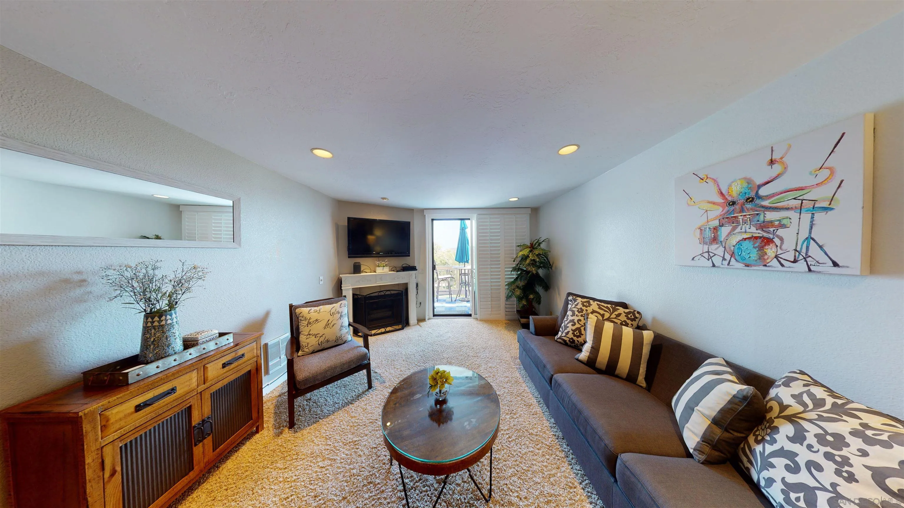 Photo #3: 240003623 Listing 