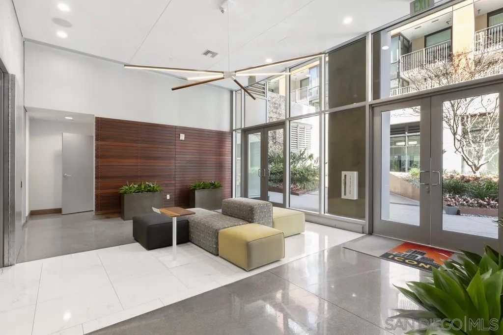 Photo #3: 240003654 Listing 