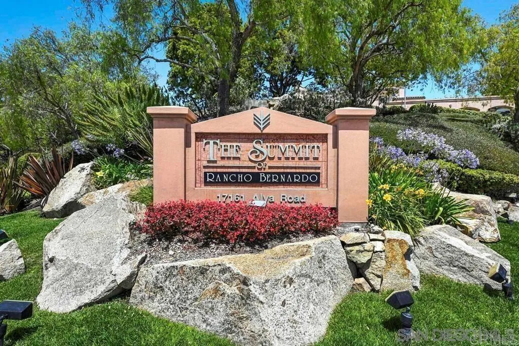 Photo #2: 240003684 Listing 