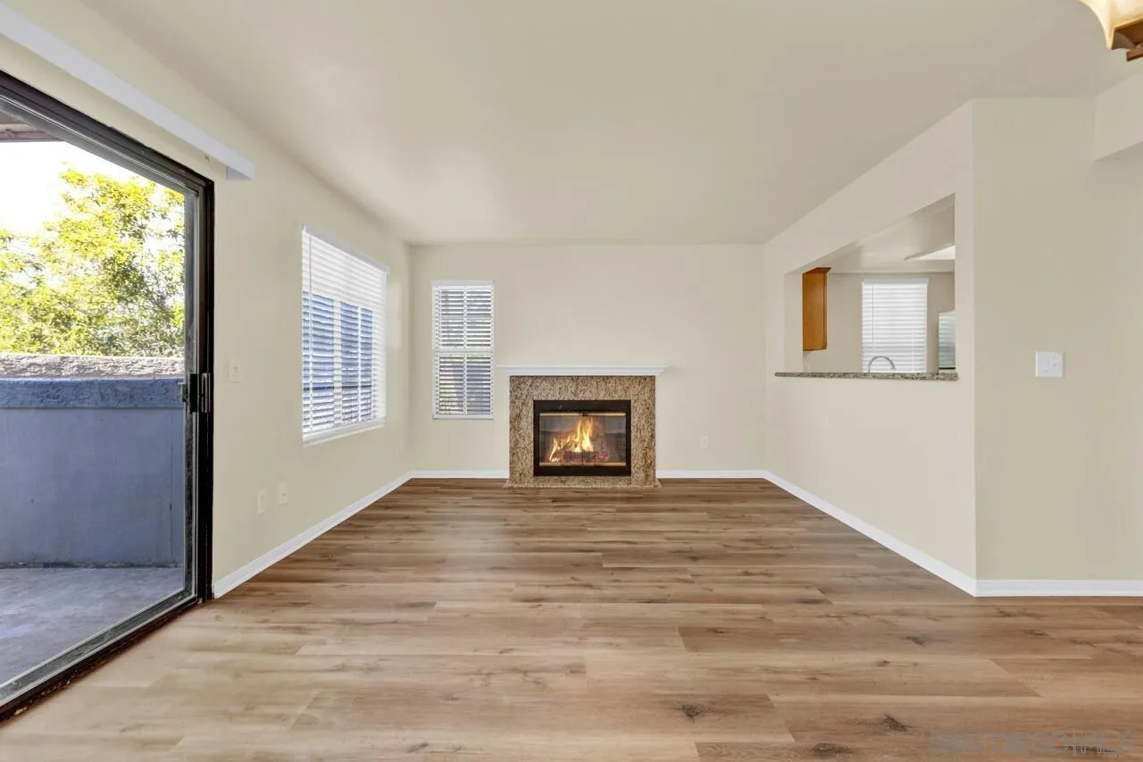https://cdn.realtyfeed.com/cdn/127/240004001/33d8448e6fd2427d4c4fb08f08d6c8c5.webp