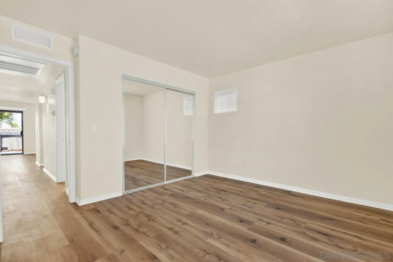 https://cdn.realtyfeed.com/cdn/127/240004001/7d154968543ed5d9cab1e088ab27dfa1.webp