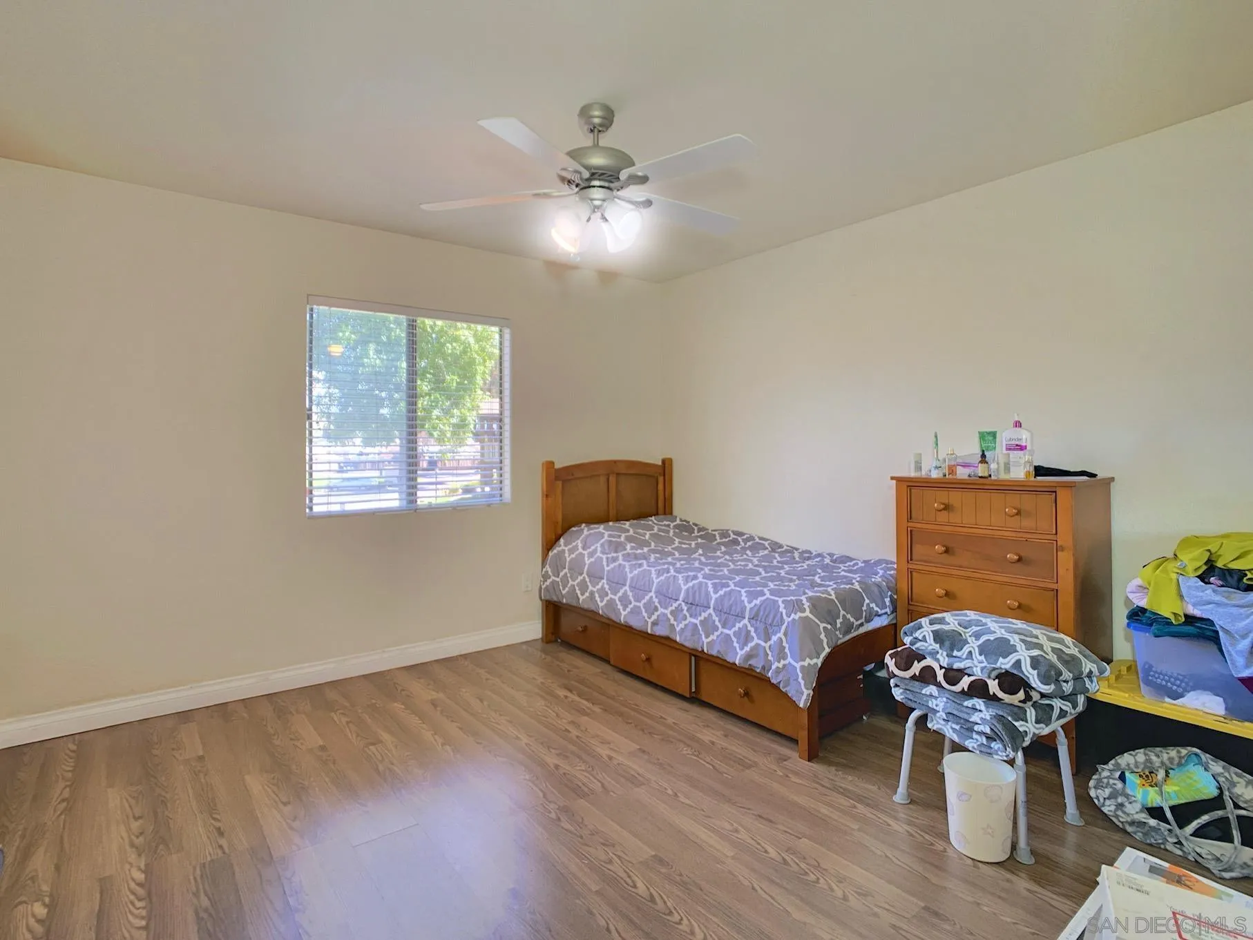 https://cdn.realtyfeed.com/cdn/127/240004219/03ab37def05d01771bf62d5d23b88db1.webp