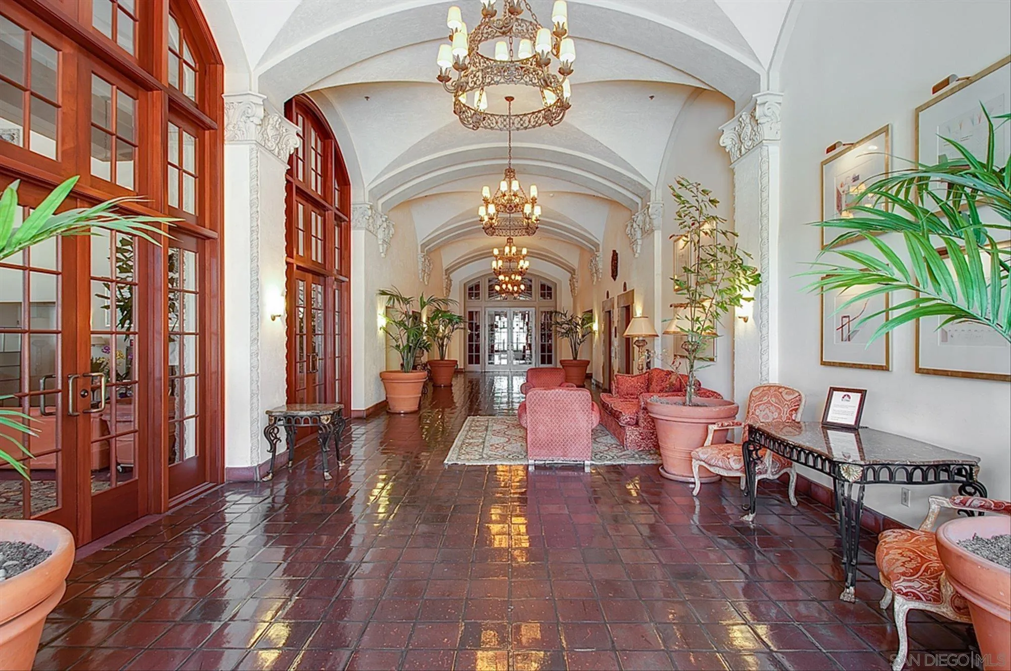 Photo #3: 240004235 Listing 