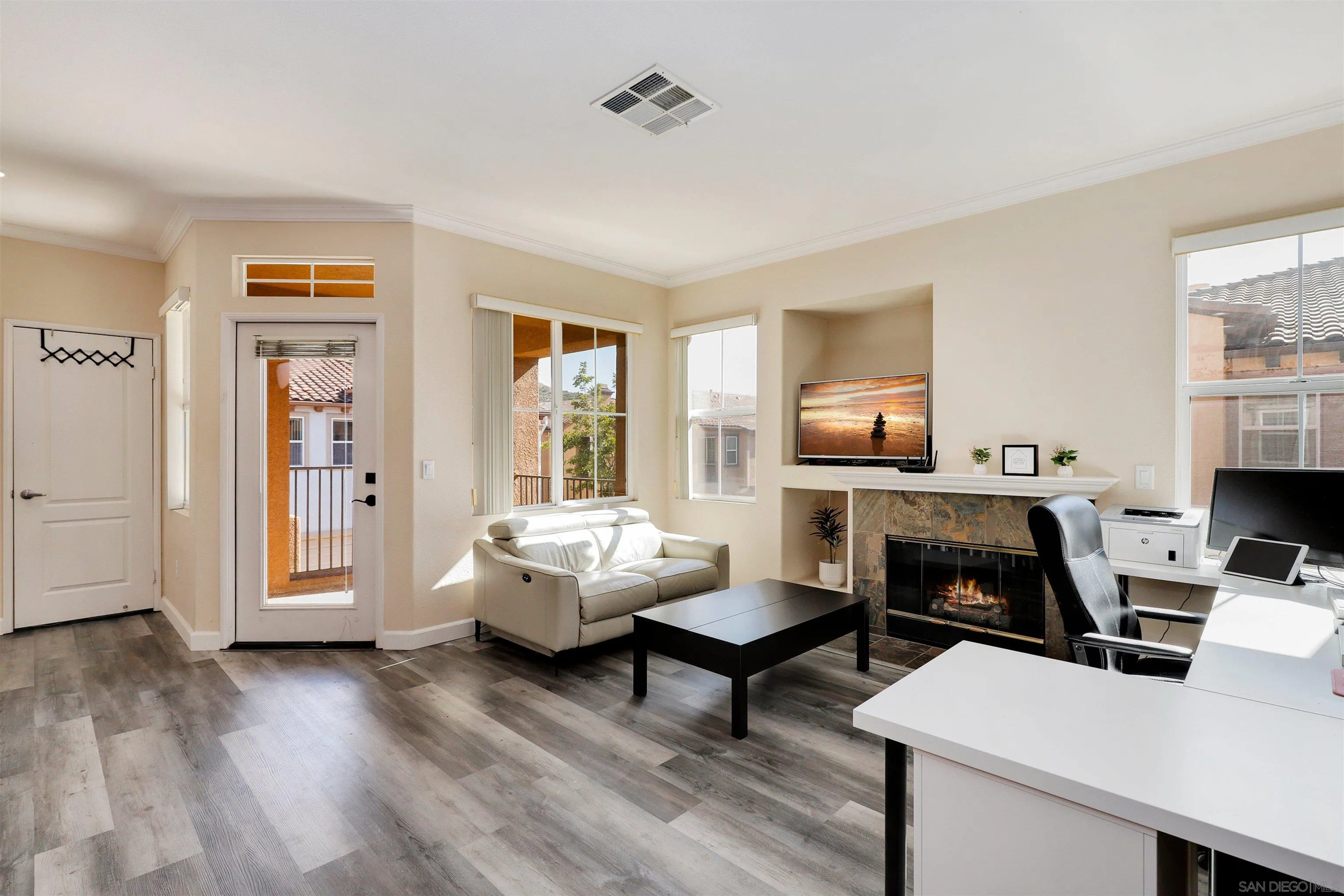 https://cdn.realtyfeed.com/cdn/127/240004290/97eb6ffc499e4d2b81c046d6678922d6.webp