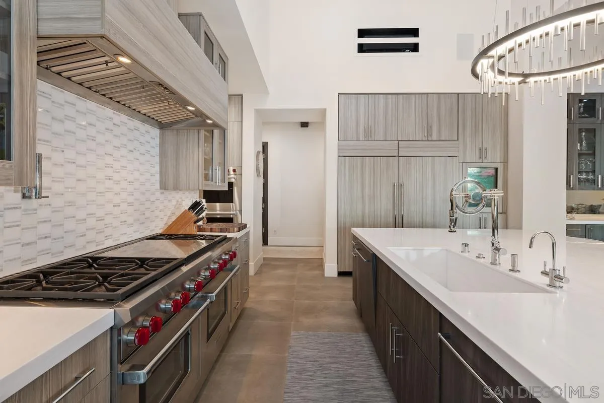 https://cdn.realtyfeed.com/cdn/127/240004341/6c3af57ce2748d3b5e21e67c9c773a7e.webp