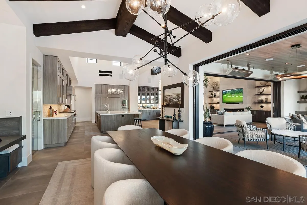 https://cdn.realtyfeed.com/cdn/127/240004341/9884429d56cbeb156e347939bc26024e.webp