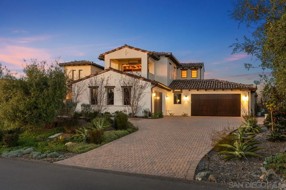 https://cdn.realtyfeed.com/cdn/127/240004341/9f2bb01f00423d2e3aacf218478194f3.webp