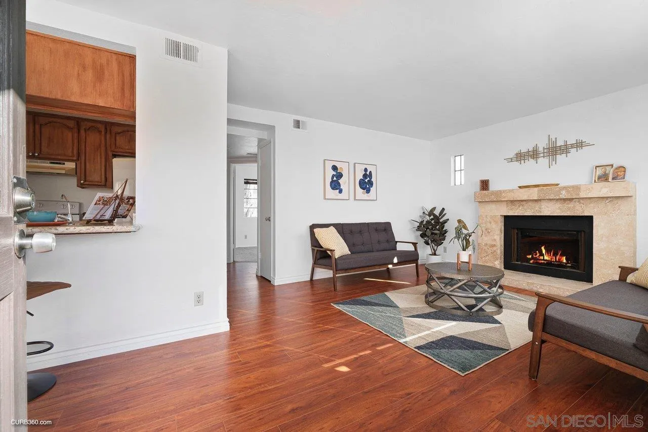 More Details about MLS # 240004393 : 2608 BROADWAY UNIT 14