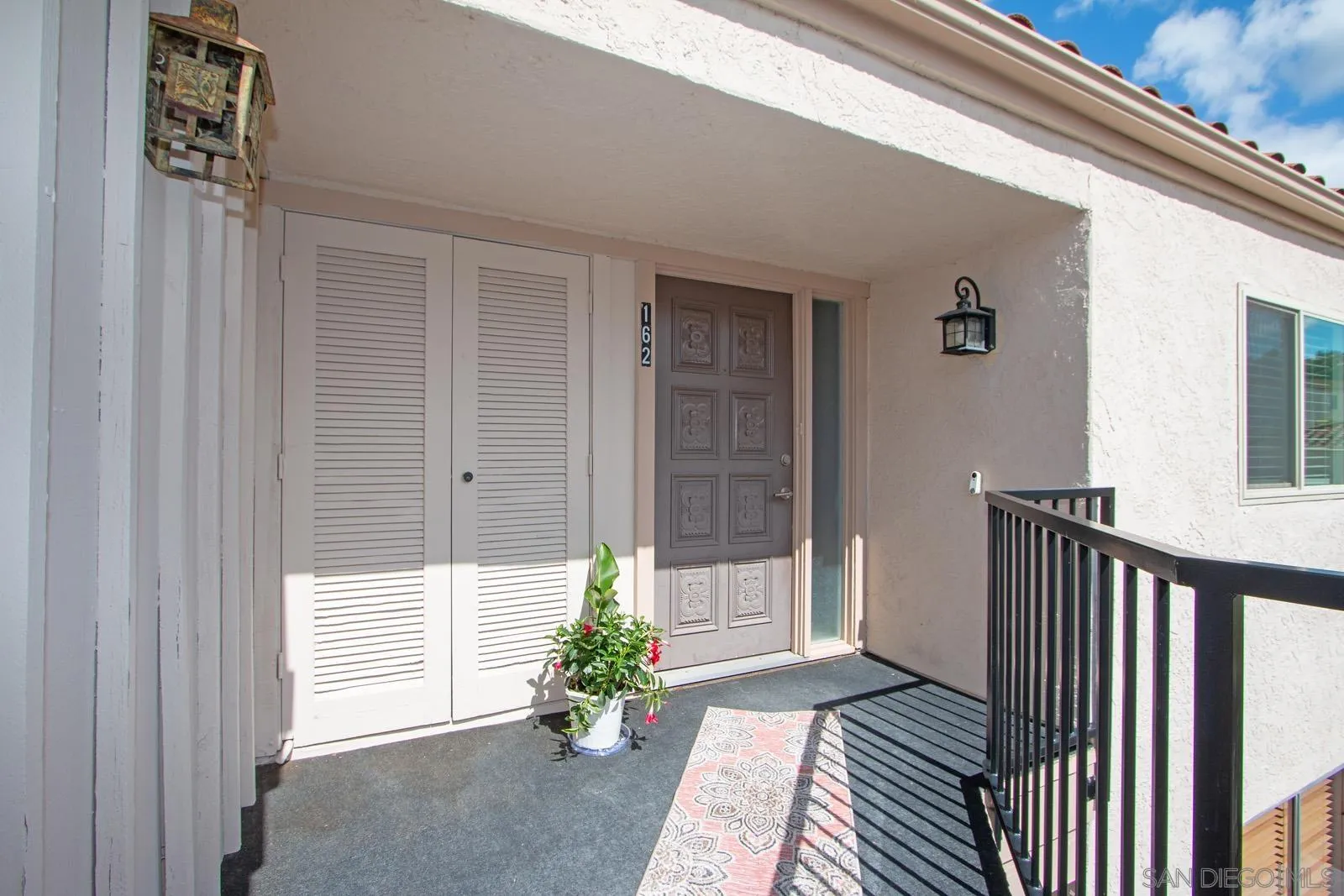 Photo #2: 240004585 Listing 