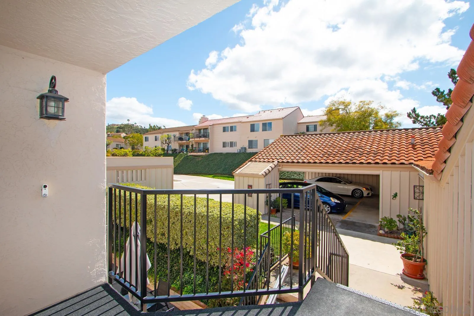 Photo #3: 240004585 Listing 