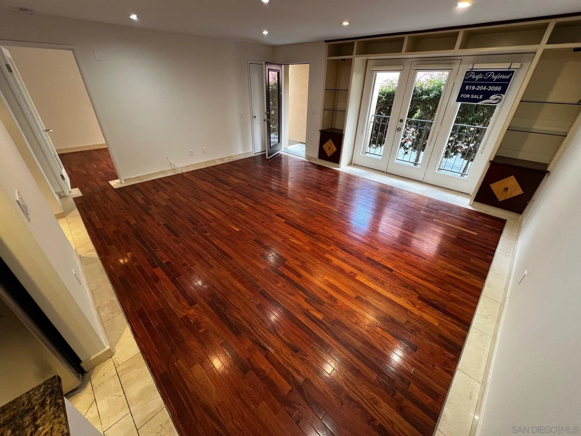 Photo #6: 240004638 Listing 