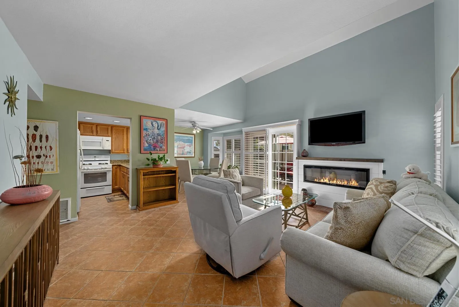 Photo #6: 240004884 Listing 