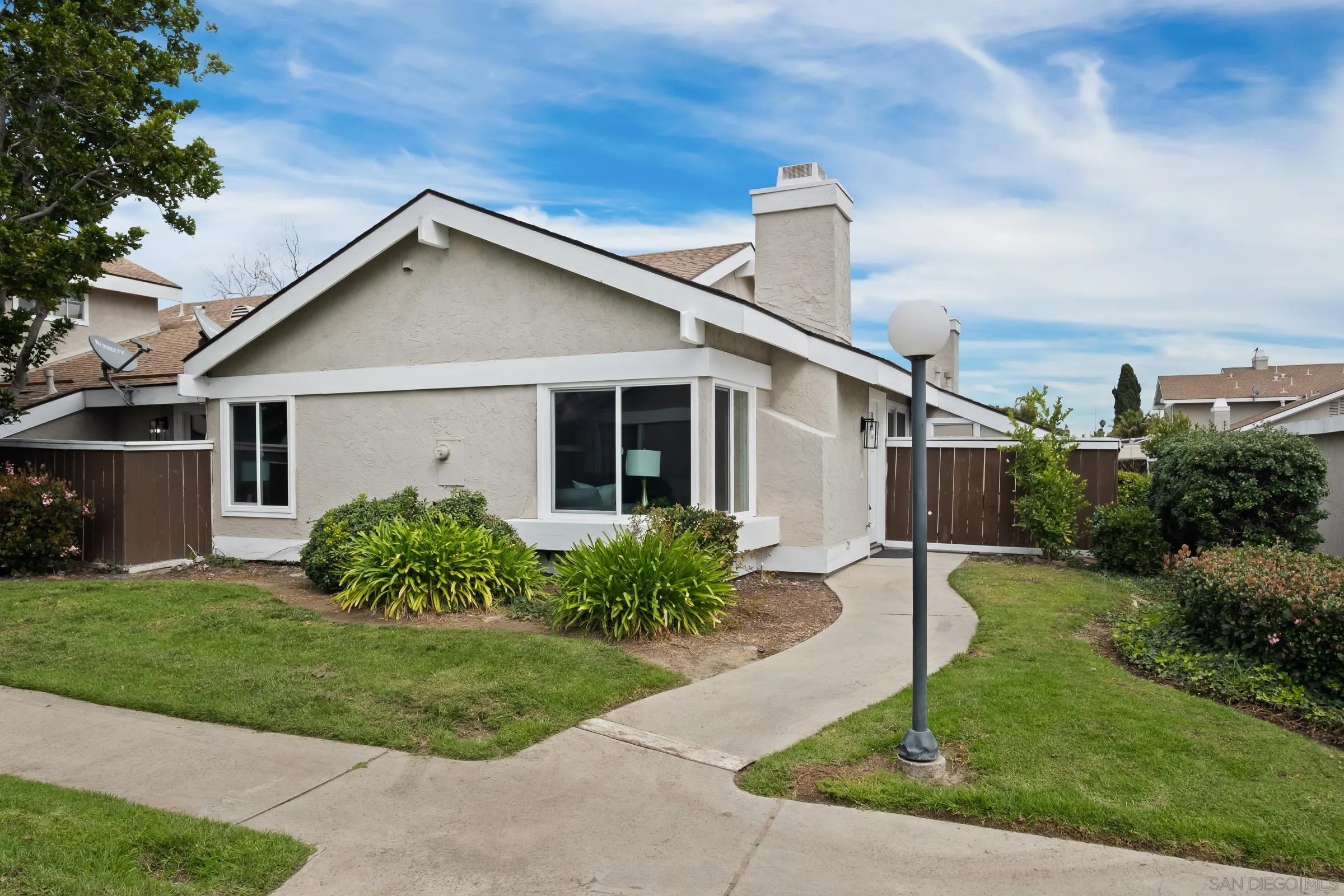 Photo #3: 240004983 Listing 