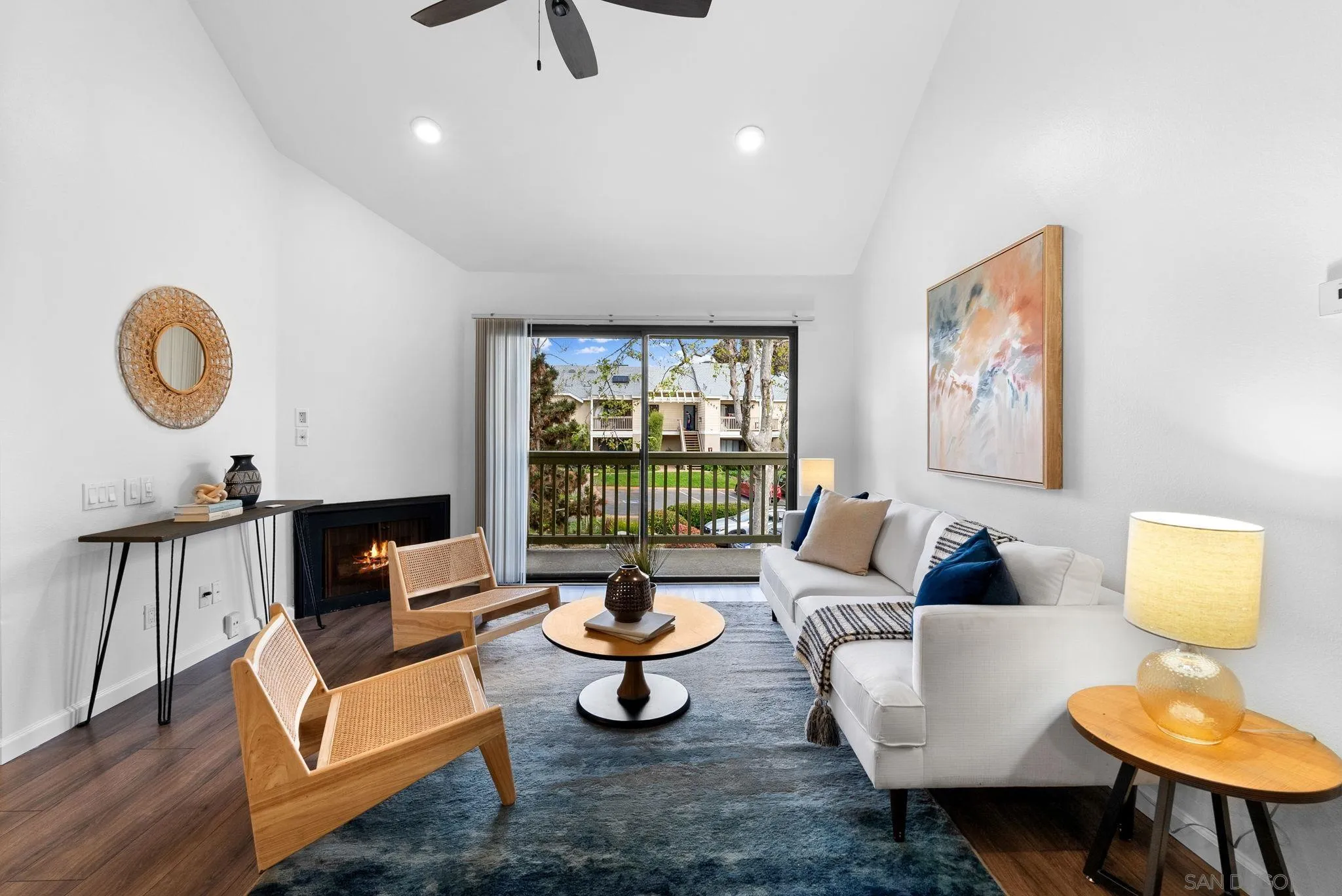 Photo #6: 240005019 Listing 