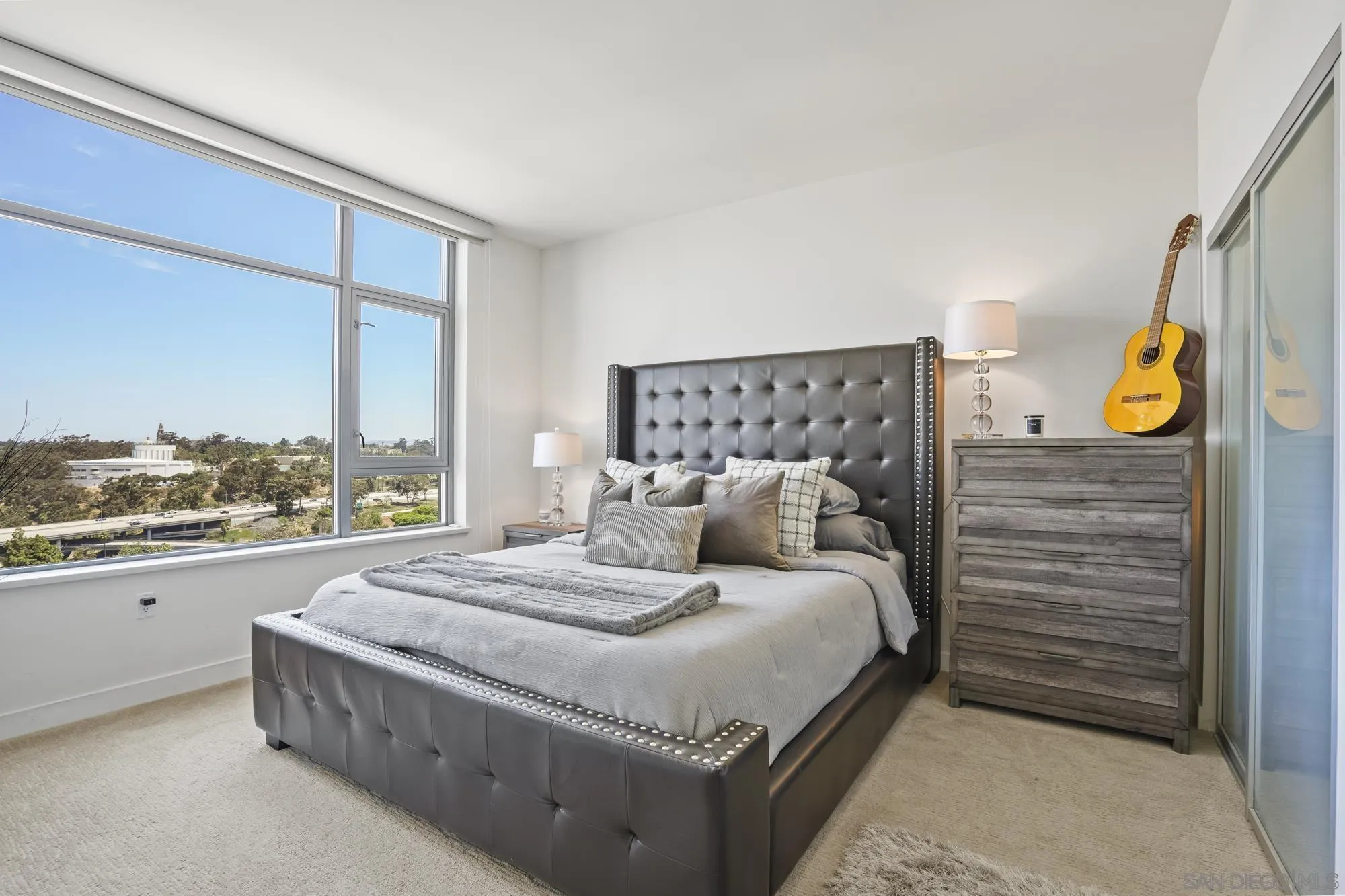 Photo #3: 240005051 Listing 