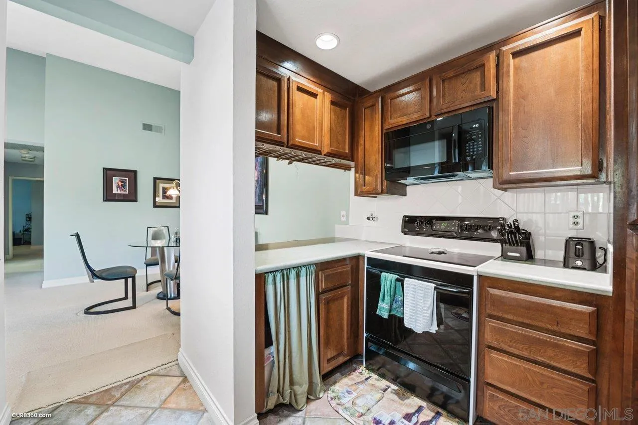 https://cdn.realtyfeed.com/cdn/127/240005159/41e65fe4619aa3f33f19bbd6424ba68f.webp