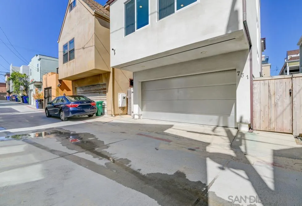 https://cdn.realtyfeed.com/cdn/127/240005384/22da8154b680a1c358529ba11f778456.webp
