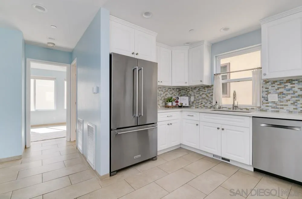 https://cdn.realtyfeed.com/cdn/127/240005384/56b346f9e0b3ade866b0fa639257b5c7.webp