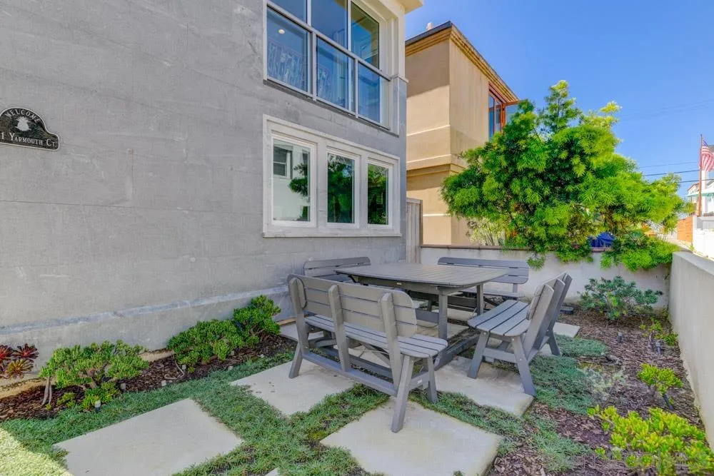 https://cdn.realtyfeed.com/cdn/127/240005384/902b09856fa5869117a80c33827c3f5e.webp
