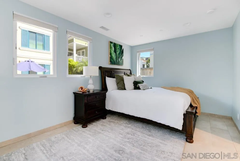 https://cdn.realtyfeed.com/cdn/127/240005384/b411dcc5b09cbd01d98a28c83181869a.webp