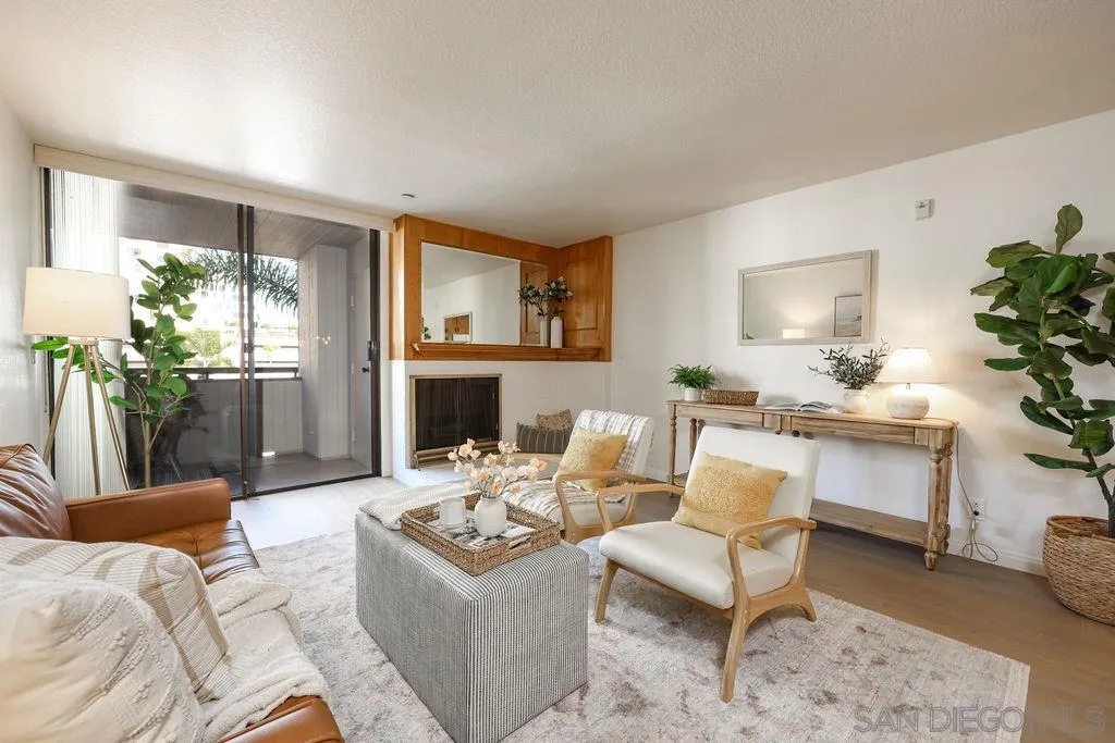 Photo #2: 240005453 Listing 