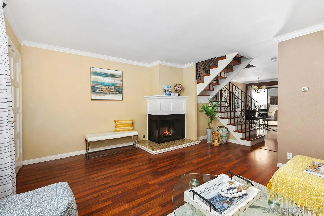Photo #6: 240005669 Listing 