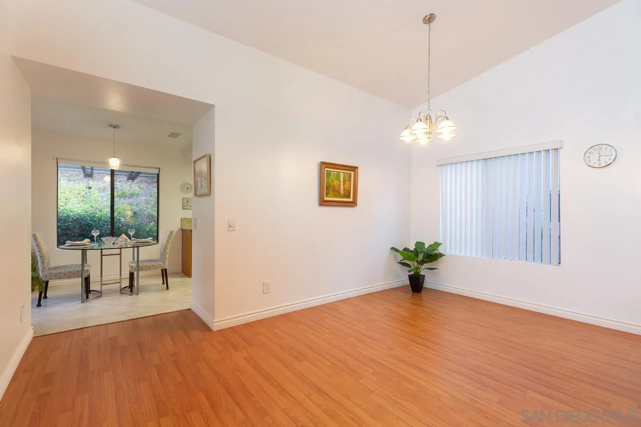 https://cdn.realtyfeed.com/cdn/127/240005710/34a8ede5b8b9b46160cceb40e2c64199.webp