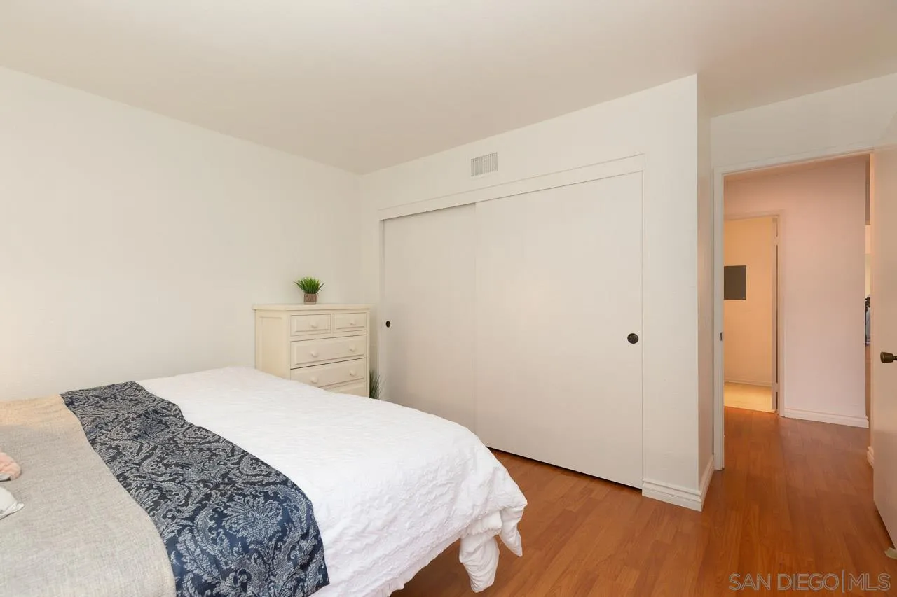https://cdn.realtyfeed.com/cdn/127/240005710/c1a5e0d7a056ef0fed4758f315f2bcbe.webp