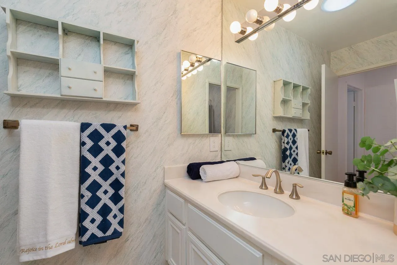 https://cdn.realtyfeed.com/cdn/127/240005710/d7c45b4757e27c7d724e99a8eec0a676.webp