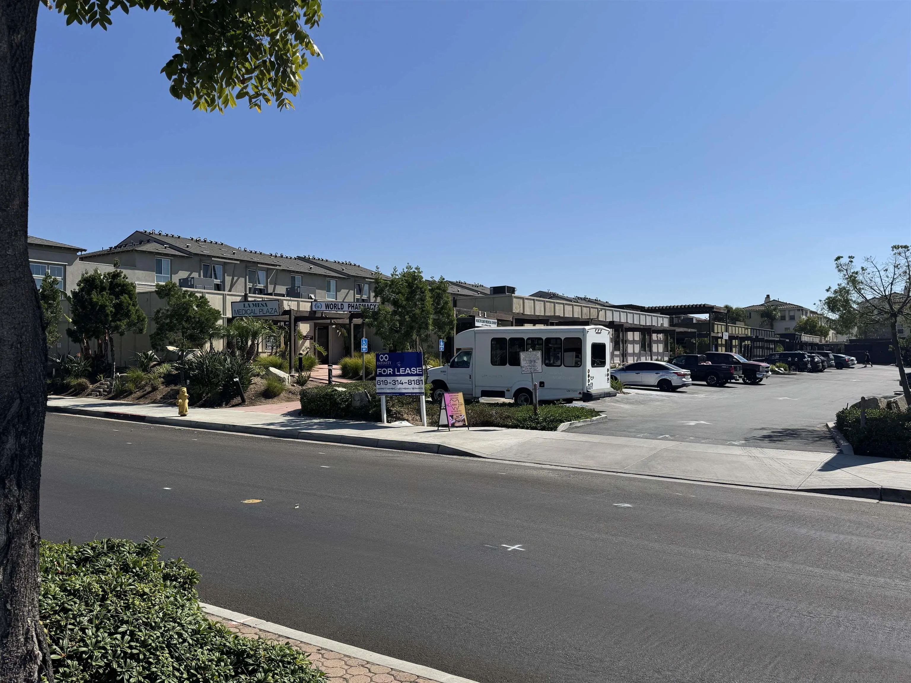 7366 El Cajon Blvd, La Mesa, CA, 91942