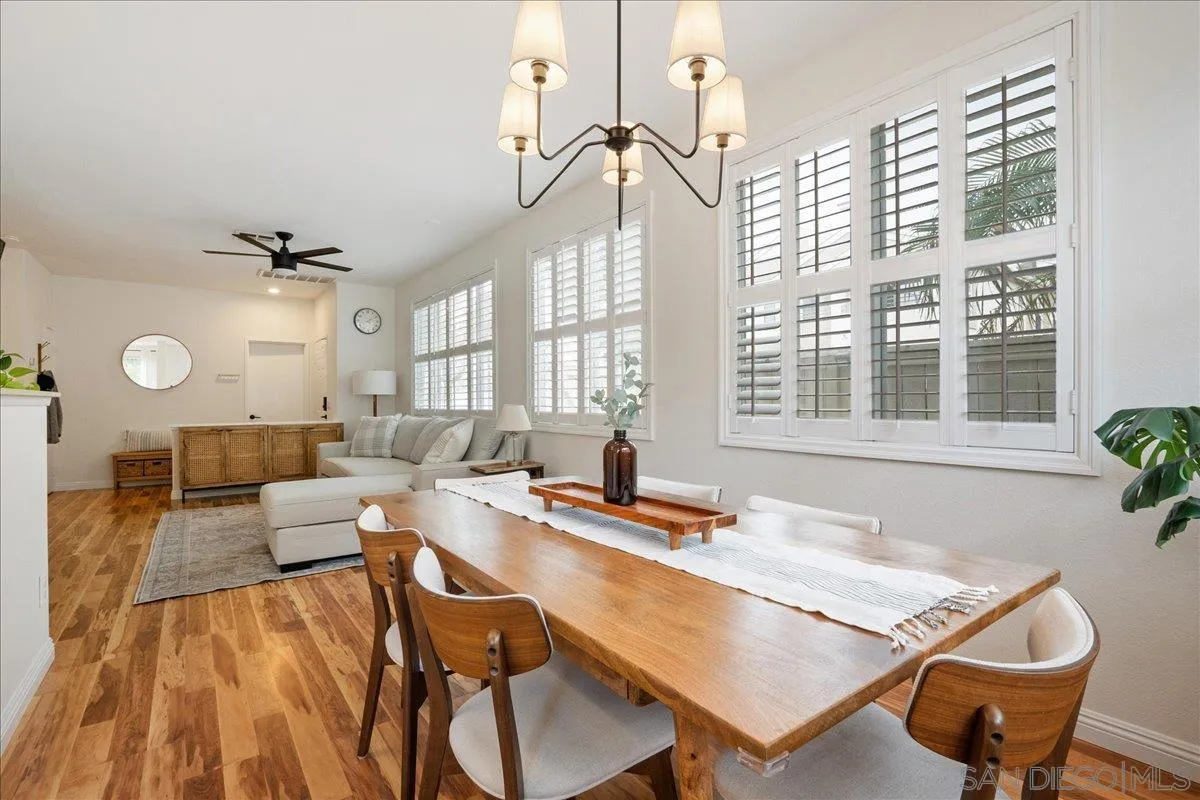 Photo #6: 240005955 Listing 