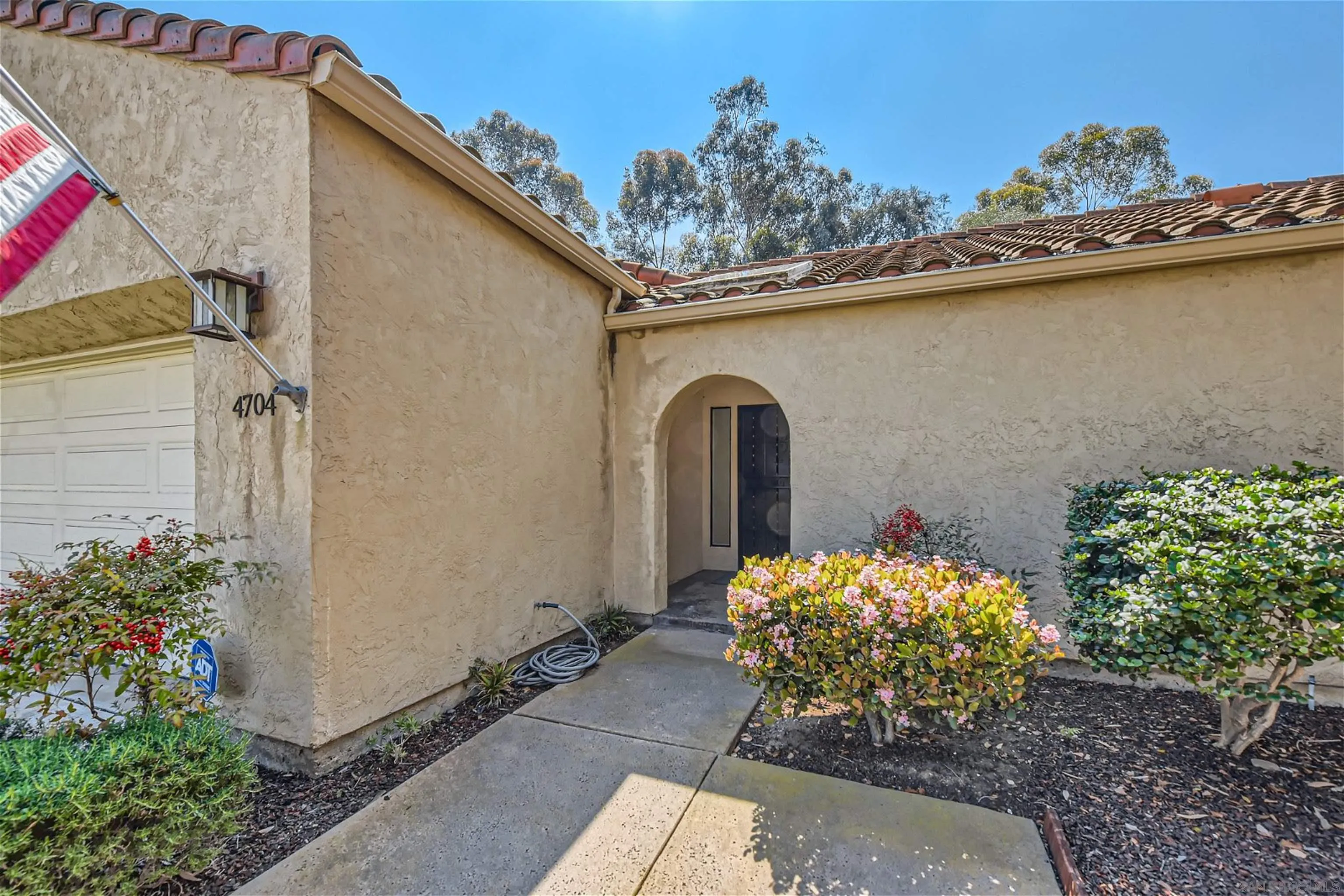 Photo #3: 240006005 Listing 