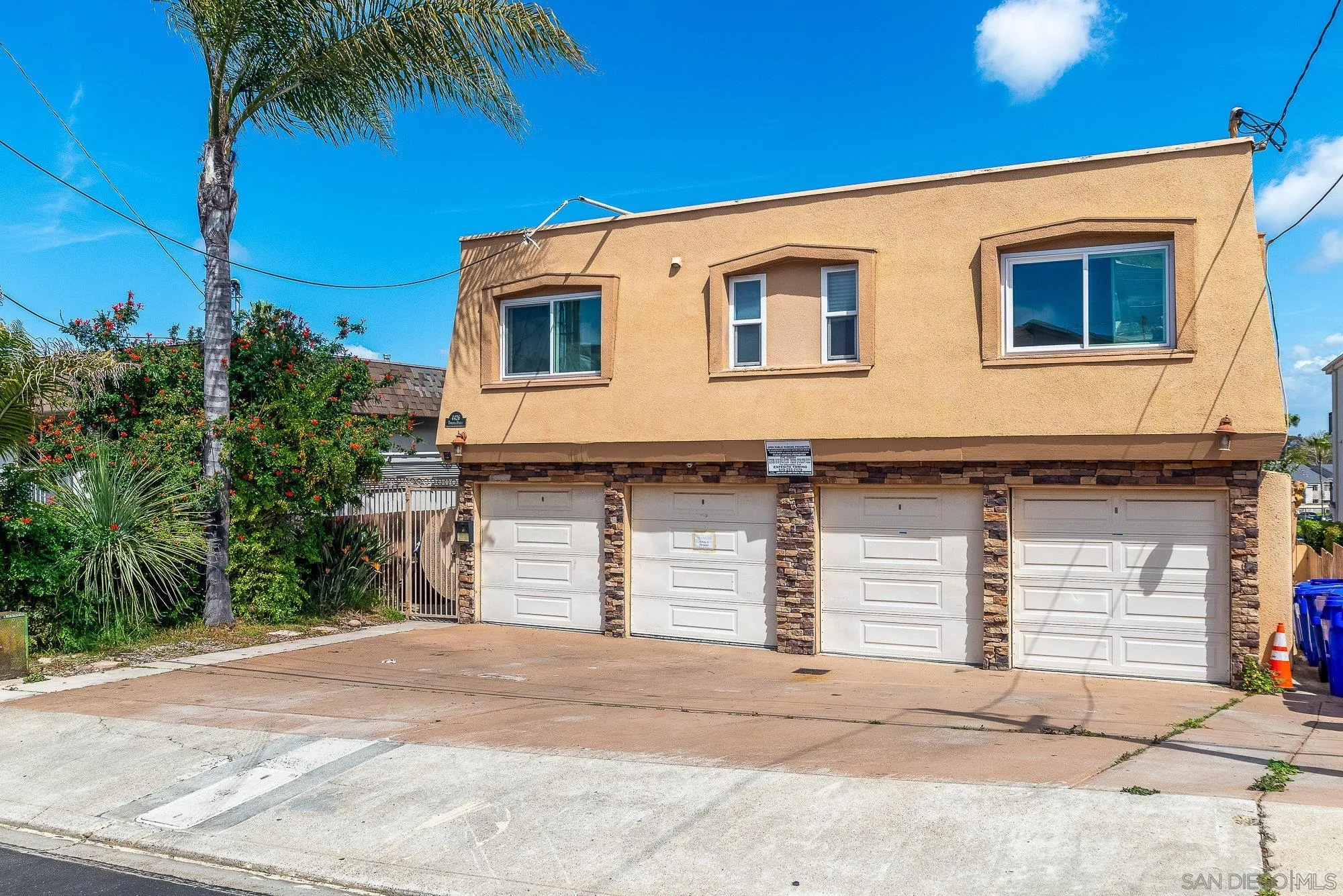 Photo #6: 240006453 Listing 