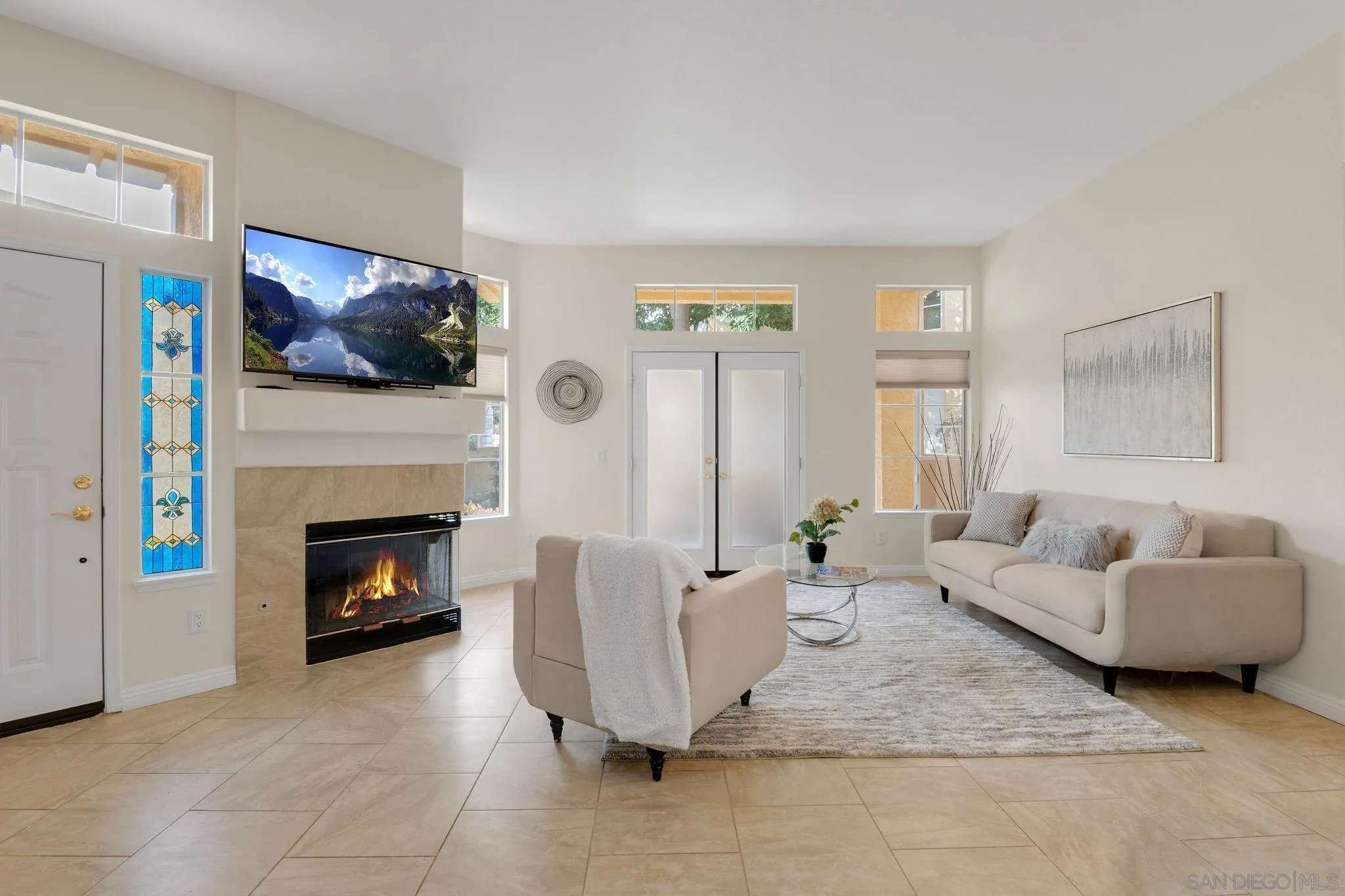 Photo #3: 240006465 Listing 
