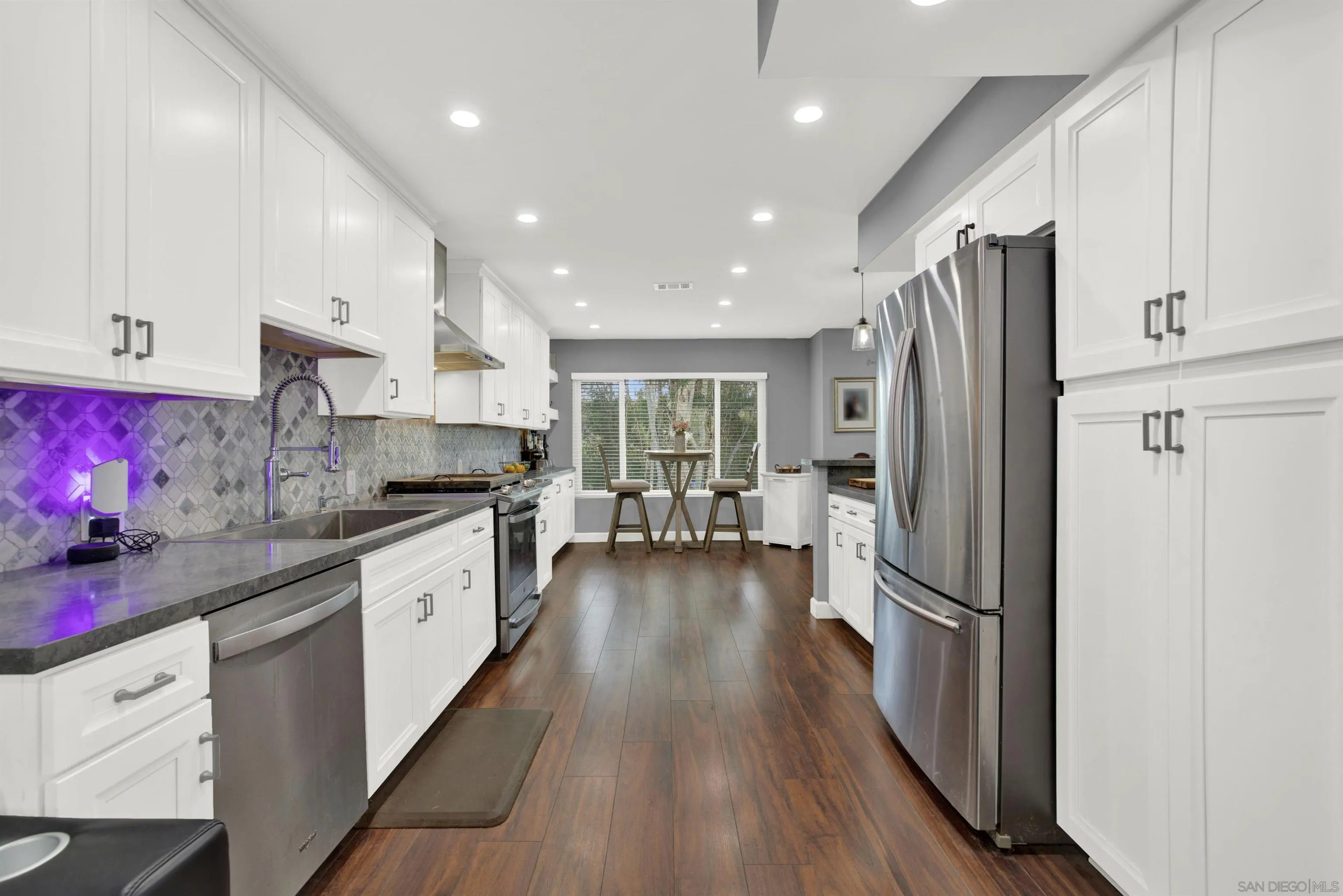 Photo #4: 240006522 Listing 