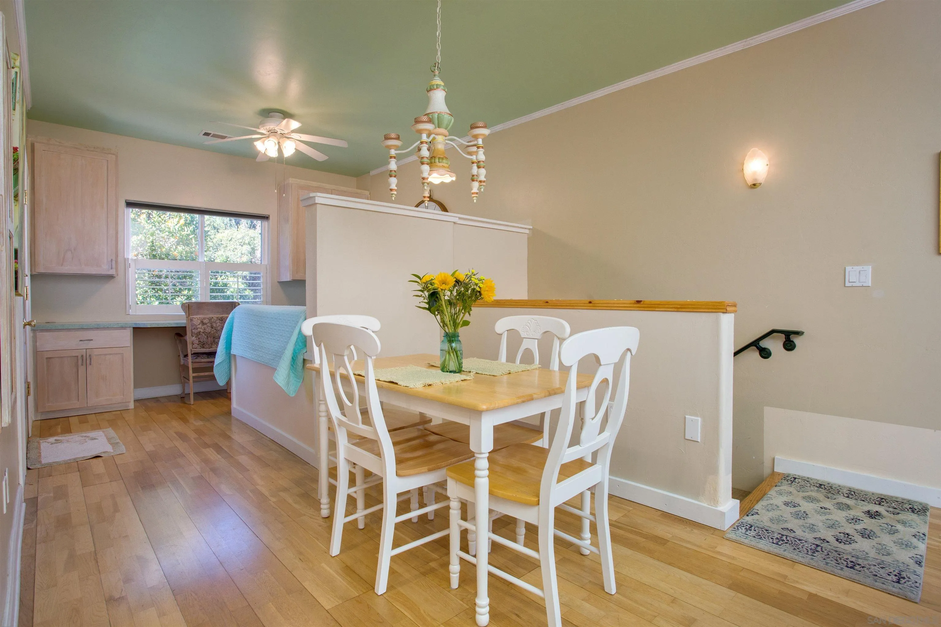 https://cdn.realtyfeed.com/cdn/127/240006705/65de117e99129424f280f5e13313f430.webp