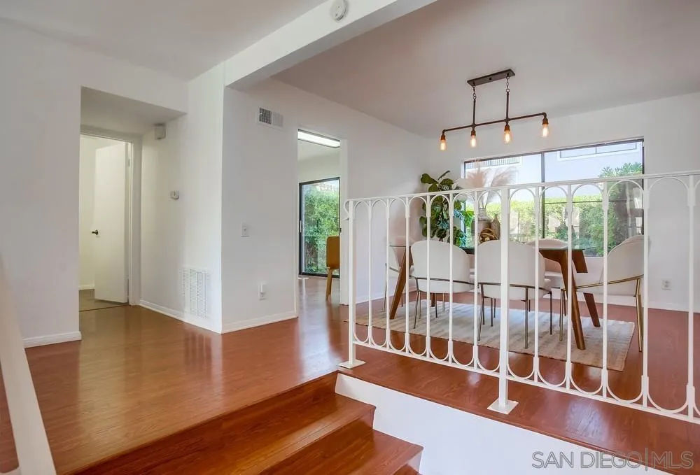 Photo #5: 240007169 Listing 