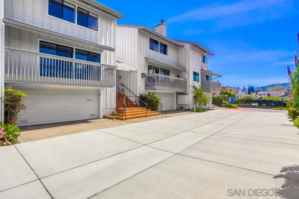 Photo #3: 240007169 Listing 