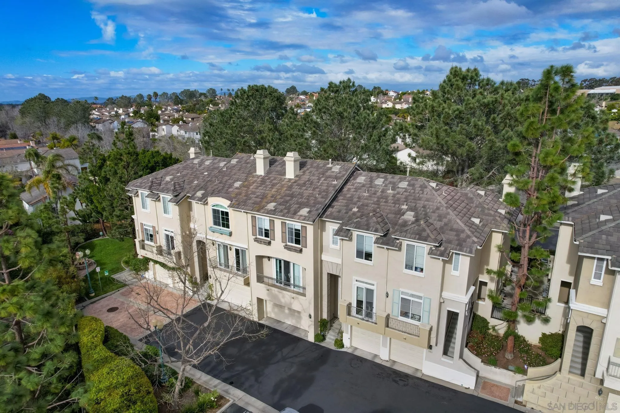 More Details about MLS # 240007340 : 3862 QUARTER MILE DR