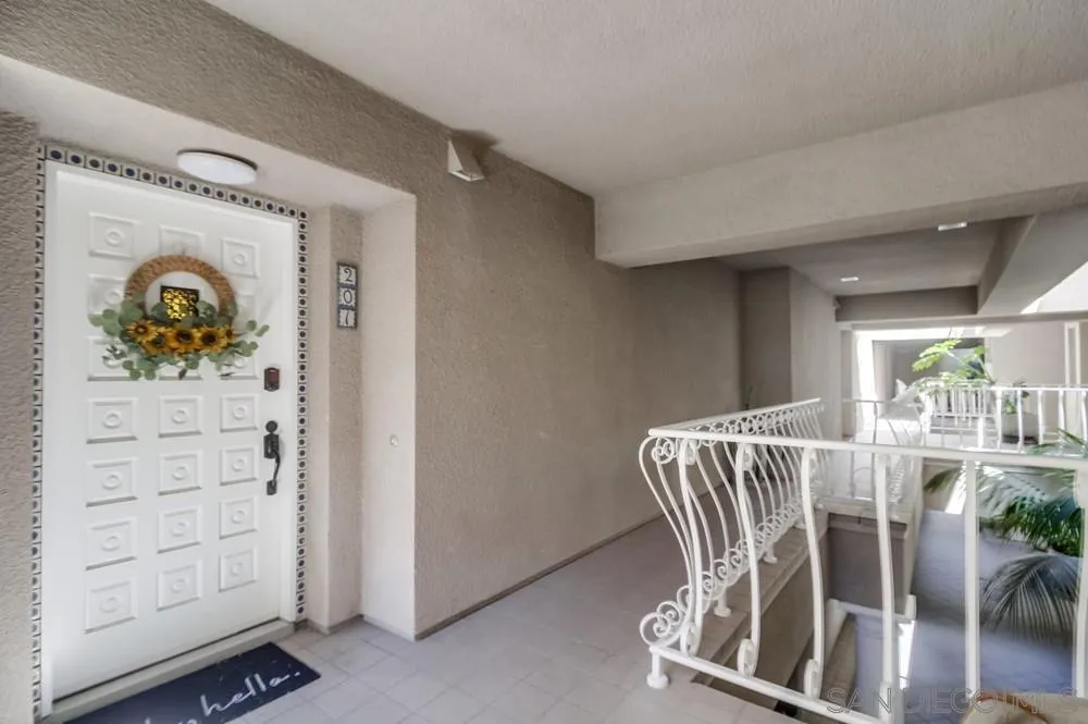 Photo #3: 240007595 Listing 